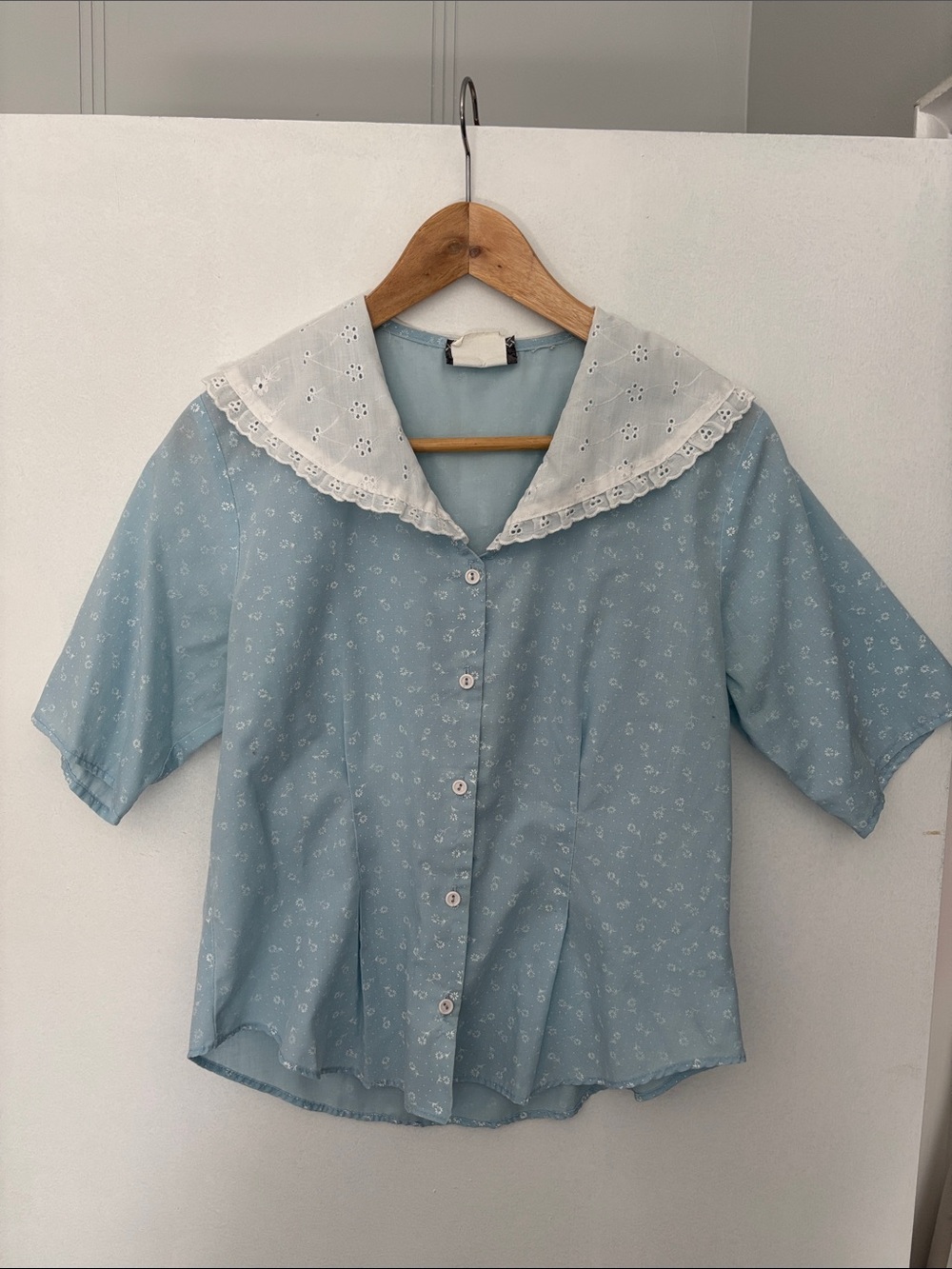 Light Blue Eyelet Collar Button-Front Women’s Top